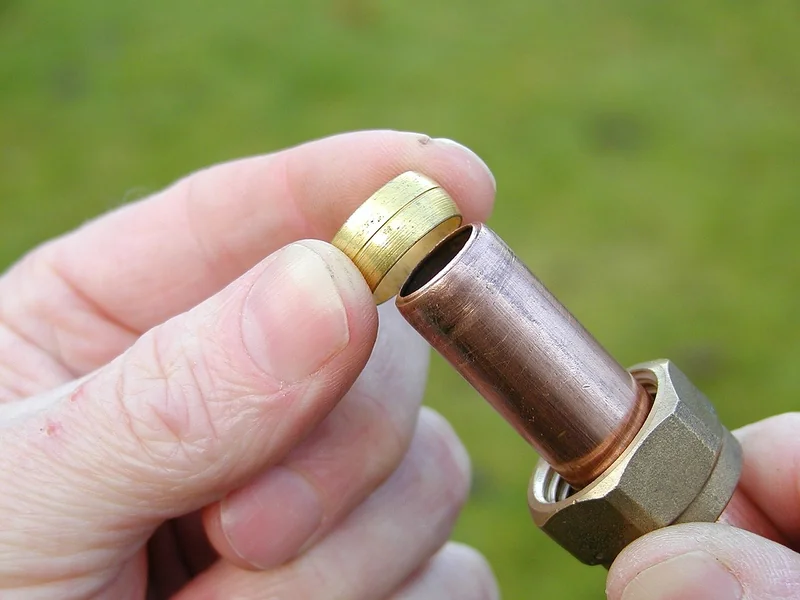 Les erreurs courantes quand on cherche un plombier d'urgence