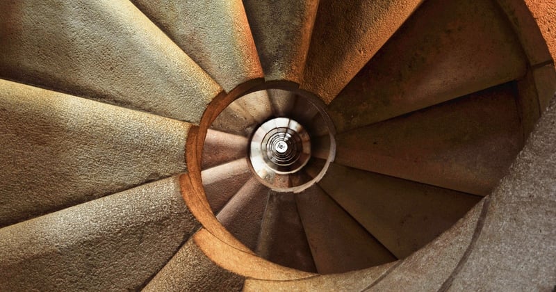 Prix d’un monte-escalier droit Stannah : le vrai tarif en 3 points