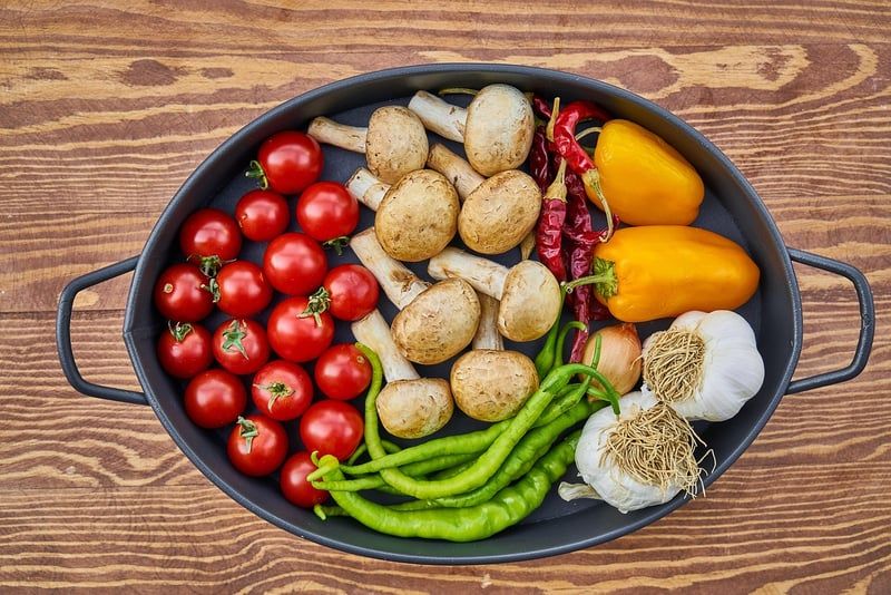 Creuset vs Staub : quel est le meilleur choix pour votre cuisine en 2026 ?