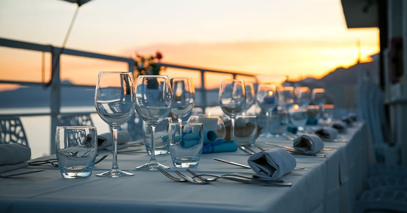 Comment mesurer une table avec rallonges pour choisir sa nappe ?