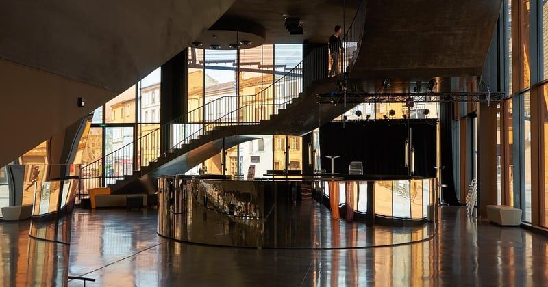 Créer une verrière d'intérieur avec un budget limité : le guide 2026