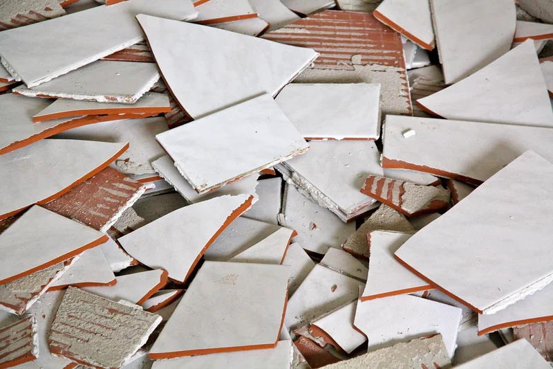 Éclat carrelage : 7 astuces infaillibles pour un sol brillant en 2026