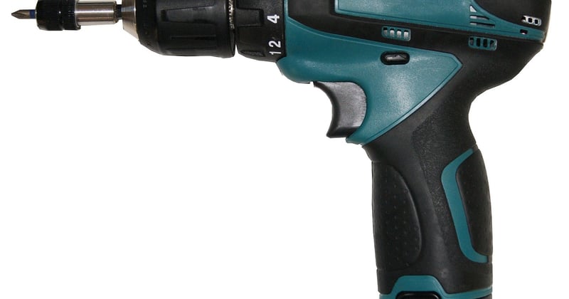 Entretenir ses outils de bricolage pour les faire durer : le guide complet 2026